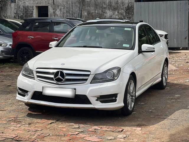 https://images10.gaadi.com/usedcar_image/4035486/original/processed_a1e5f703723a1f58337b051697542d15.jpg?imwidth=6402