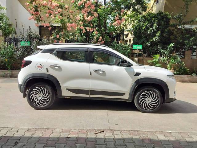 https://images10.gaadi.com/usedcar_image/4601037/original/processed_8963297beeade26a7888b3e03fec0804.jpg?imwidth=6401