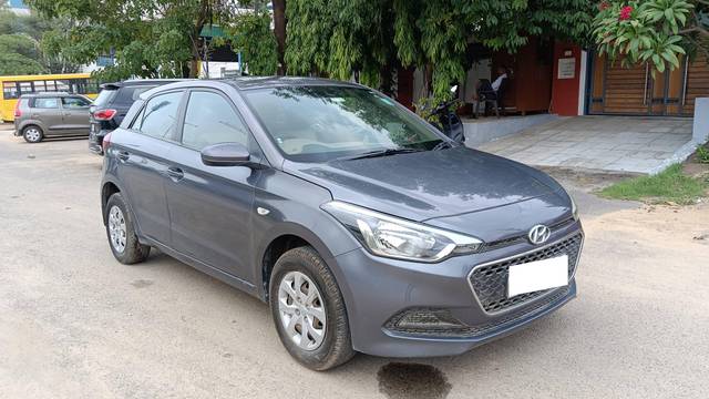 https://images10.gaadi.com/usedcar_image/4613277/original/processed_263b61f55733fdb5ced78698944c5d22.jpg?imwidth=6400
