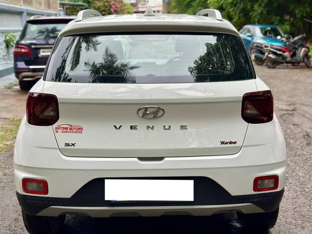 https://images10.gaadi.com/usedcar_image/4617952/original/processed_1ff6e3f5f65828ecd4a3a650443f28d8.jpg?imwidth=6401