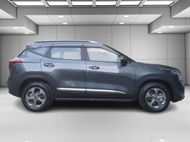 https://images10.gaadi.com/usedcar_image/4629688/original/d56eca0826025941d93084e69407b21a.jpeg?imwidth=6401