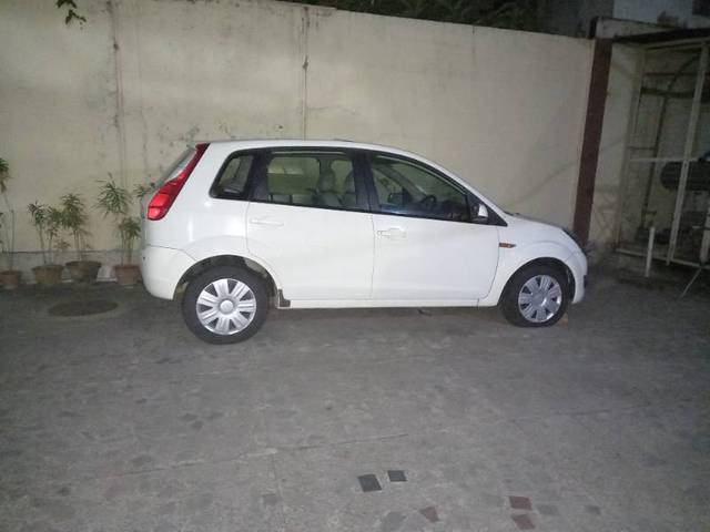 https://images10.gaadi.com/usedgaadi-sellcar/UsedCar/e5ce901da/53d132a4-990f-4472-b6bc-af6be1f6d2c7.jpg?imwidth=6400